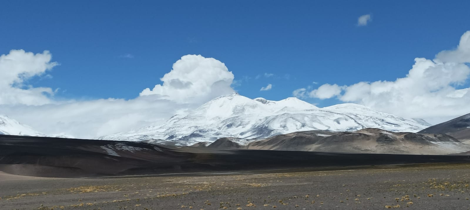 Dos Lavisans en el volcán más alto del mundo (primera parte)